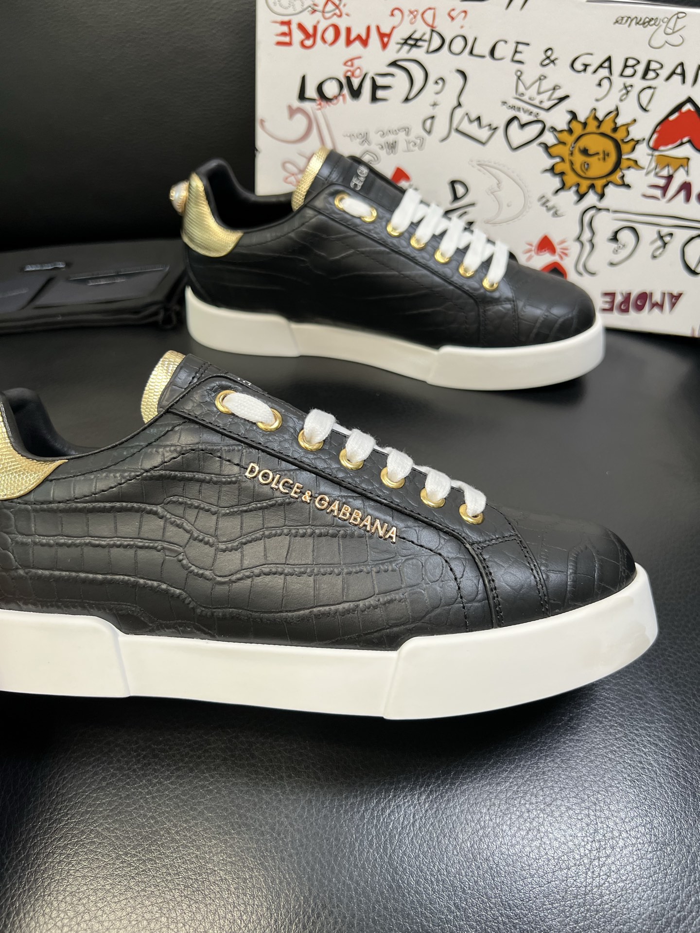 olce & Gabbana shoe